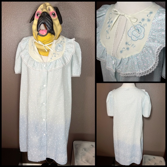 Cutest, VINTAGE, granny nightgown/dress!! - Picture 1 of 9